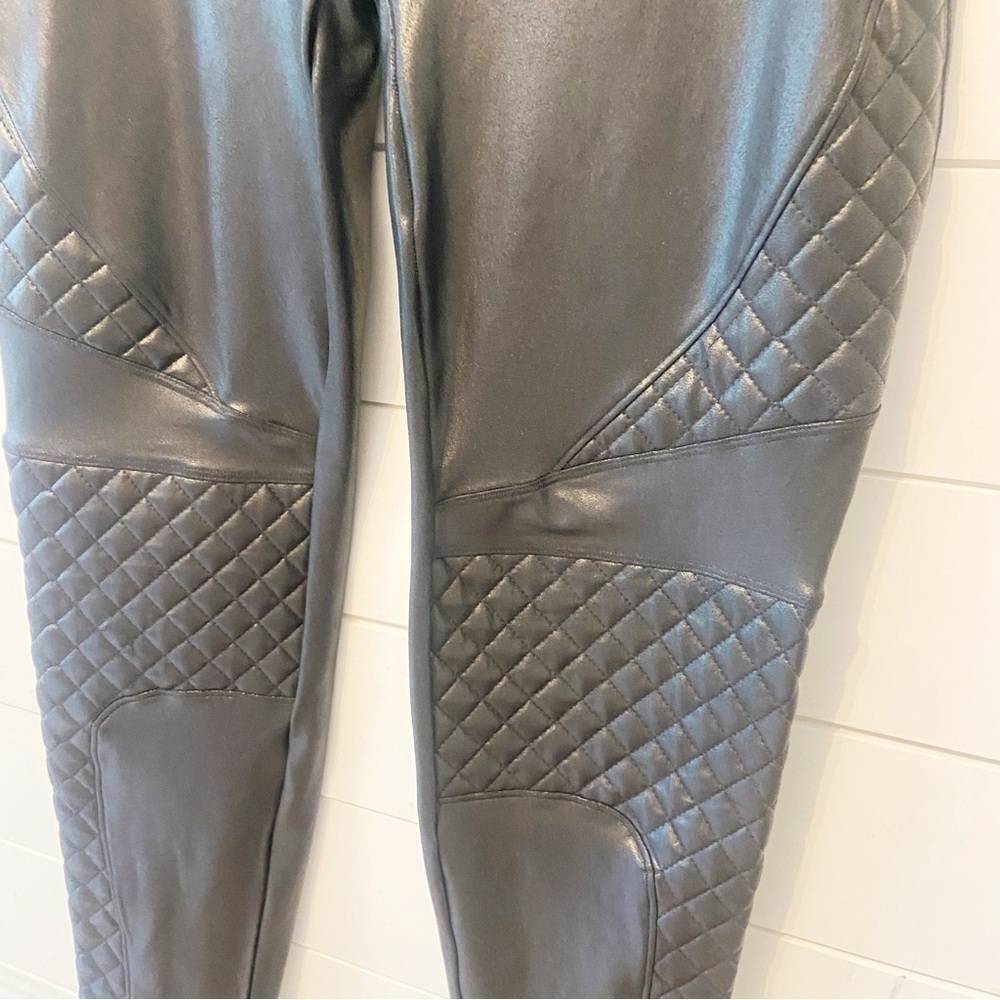 Spanx | Women’s Faux Leather Moto Leggings Size Large - Picture 6 of 10